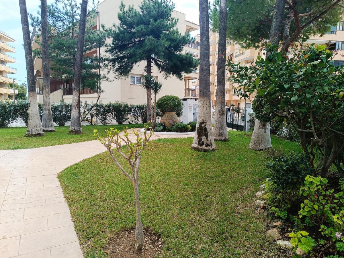 Apartamento Castillo De เพนิสโคลา ภายนอก รูปภาพ