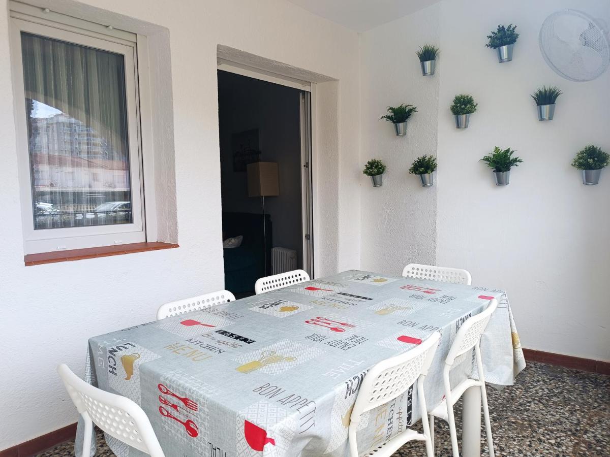 Apartamento Castillo De เพนิสโคลา ภายนอก รูปภาพ